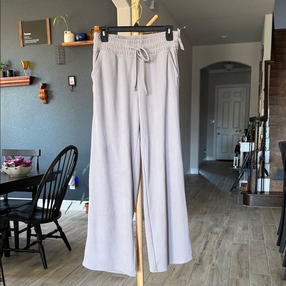 NWT Gilly Hicks Casual Lounge Drawstring Pants Light Mauve S Comfort